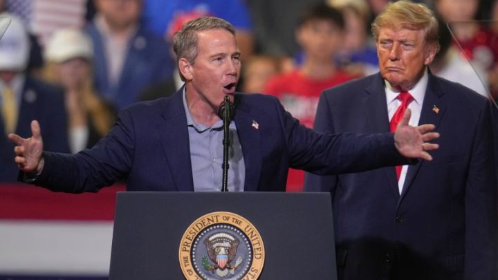 ‘I will not comment on his anatomy’: Ohio Republicans buzz about Trump’s analysis of a senator’s body
