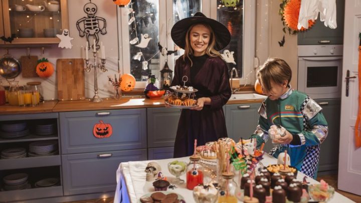 As Halloweekend kicks off the holidays, the first thing a good party host should do is read this