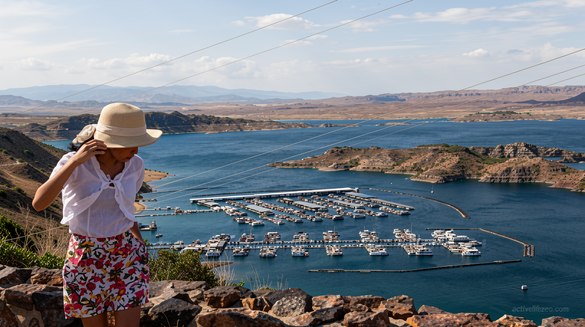 Historically low water level in two crucial US reservoirs threatens water and power millions