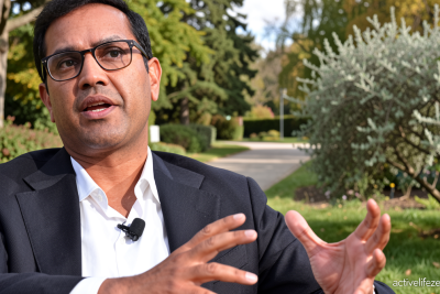 The CEO who fired 900 people on Zoom just before Christmas wants his job back