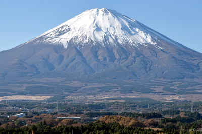 Man leaves tired 7-year-old son alone on Mount Fuji during family hike
