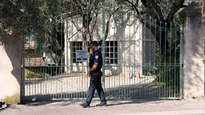 Thieves steal four Renoir paintings from French museum, dropping two as they flee