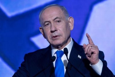 Netanyahu met with UAE president Sunday in rare trip to country, both sides confirm