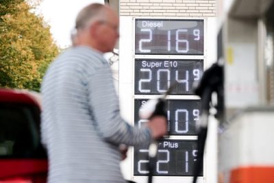 Europe bows to US pressure to release diesel reserves ahead of midterm elections
