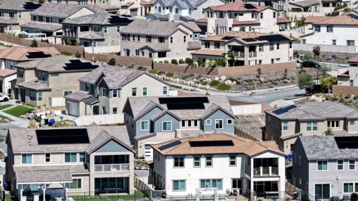 Rethinking your mortgage, ladder to fame, creepy condiment: Catch up on the day’s stories